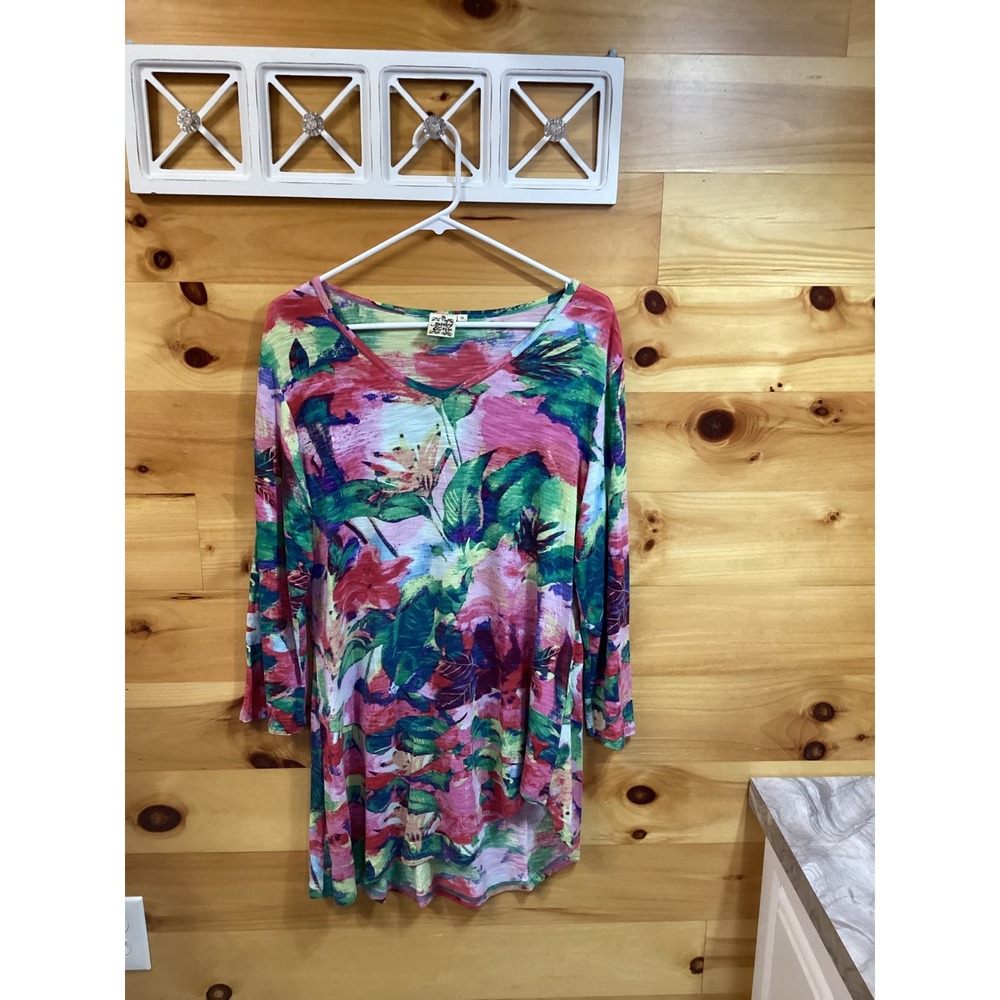 Parsley & Sage Women M Floral Tropical Tunic Top 3/4 Sleeve V-Neck High Low Hem